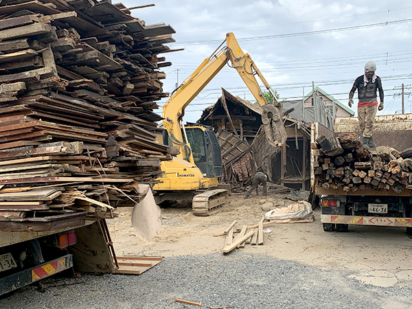 津島市　木造家屋解体工事